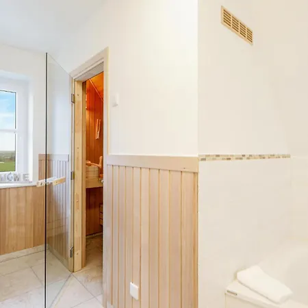 Vakantiehuis 3 Bedroom In *